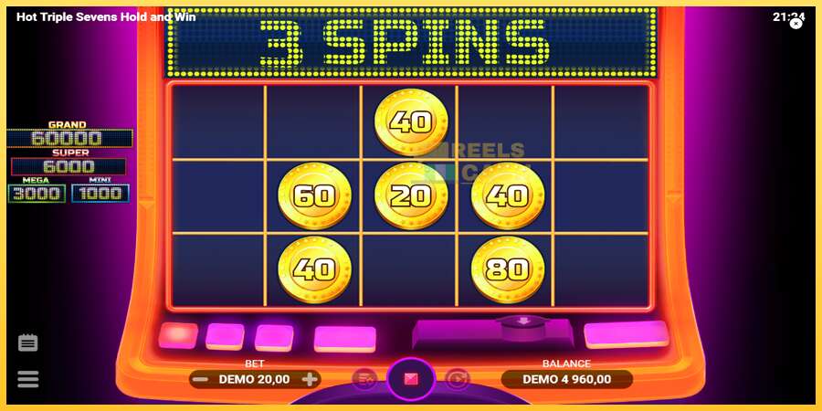 Hot Triple Sevens Hold & Win акча үчүн оюн машинасы, сүрөт 3