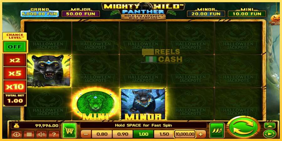 Mighty Wild: Panther Grand Diamond Edition Halloween Jackpots акча үчүн оюн машинасы, сүрөт 2